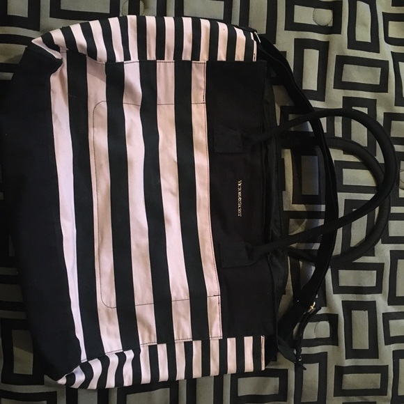 Victoria's Secret Handbags - New and never used Victoria secret bag
